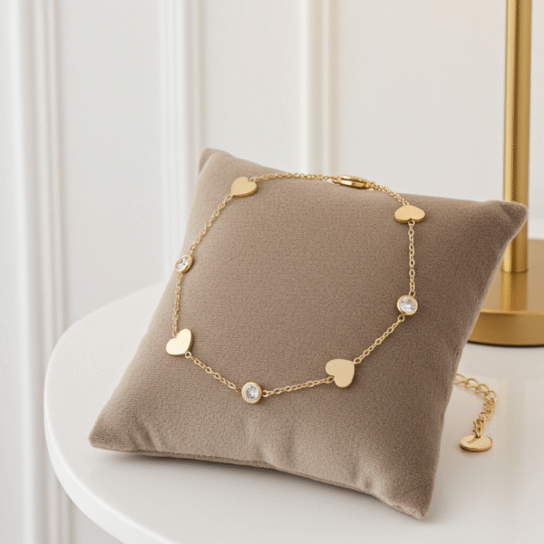 -edited_3(33) Λεπτό Βραχιόλι Από Ανοξείδωτο Ατσάλι με Καρδιές και Στρας - Gold