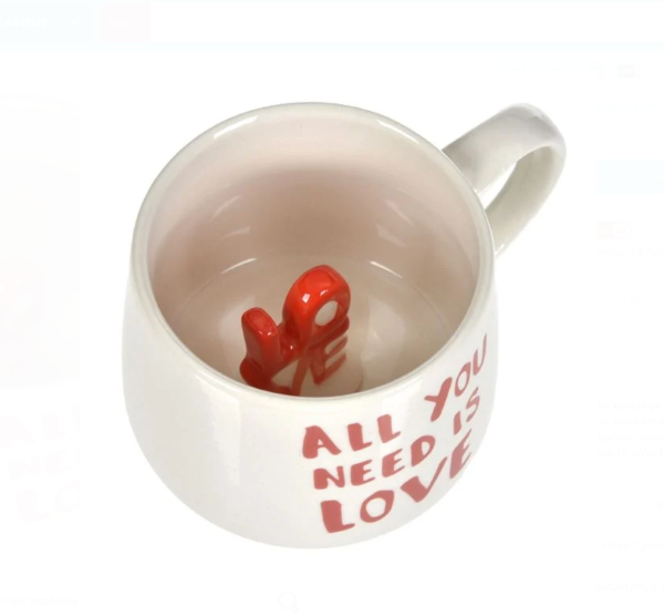 Κεραμική Κούπα με 3D ''Love'' Εσωτερικά και Μήνυμα "All You Need is Love" - Λευκή